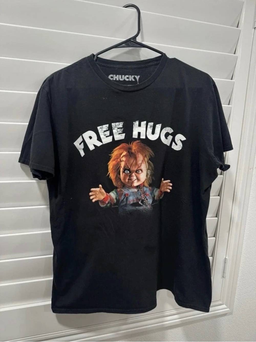 Chucky Kids' 'Free Hugs' Black Graphic Tee